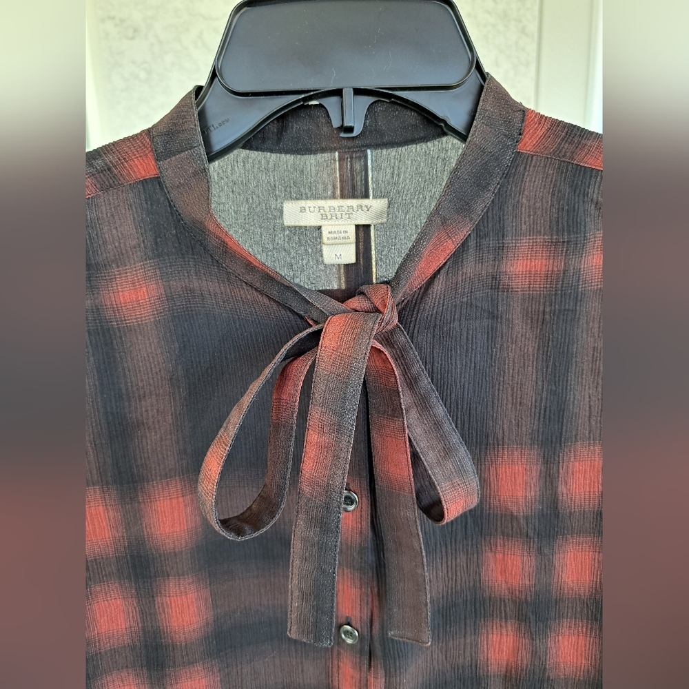 Burberry Black and Red Women's Blouse - Picture 5 of 9